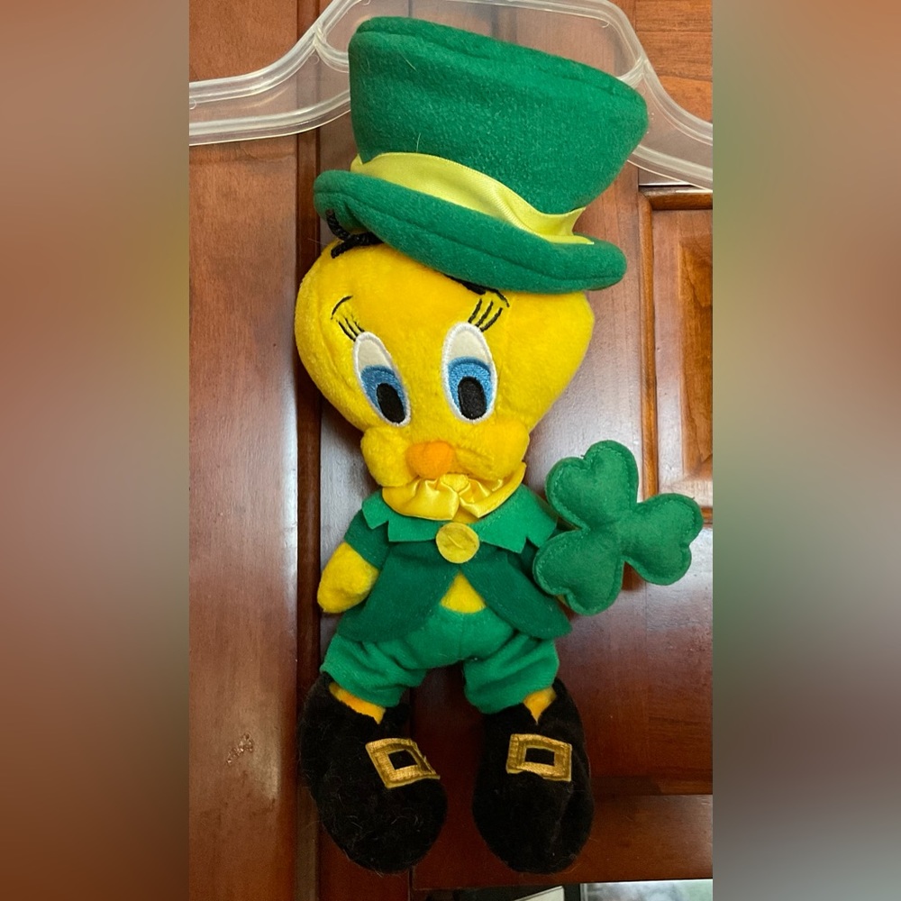 Warmer brother: tweety bird st. Petricks day about 11” inches plush animal.